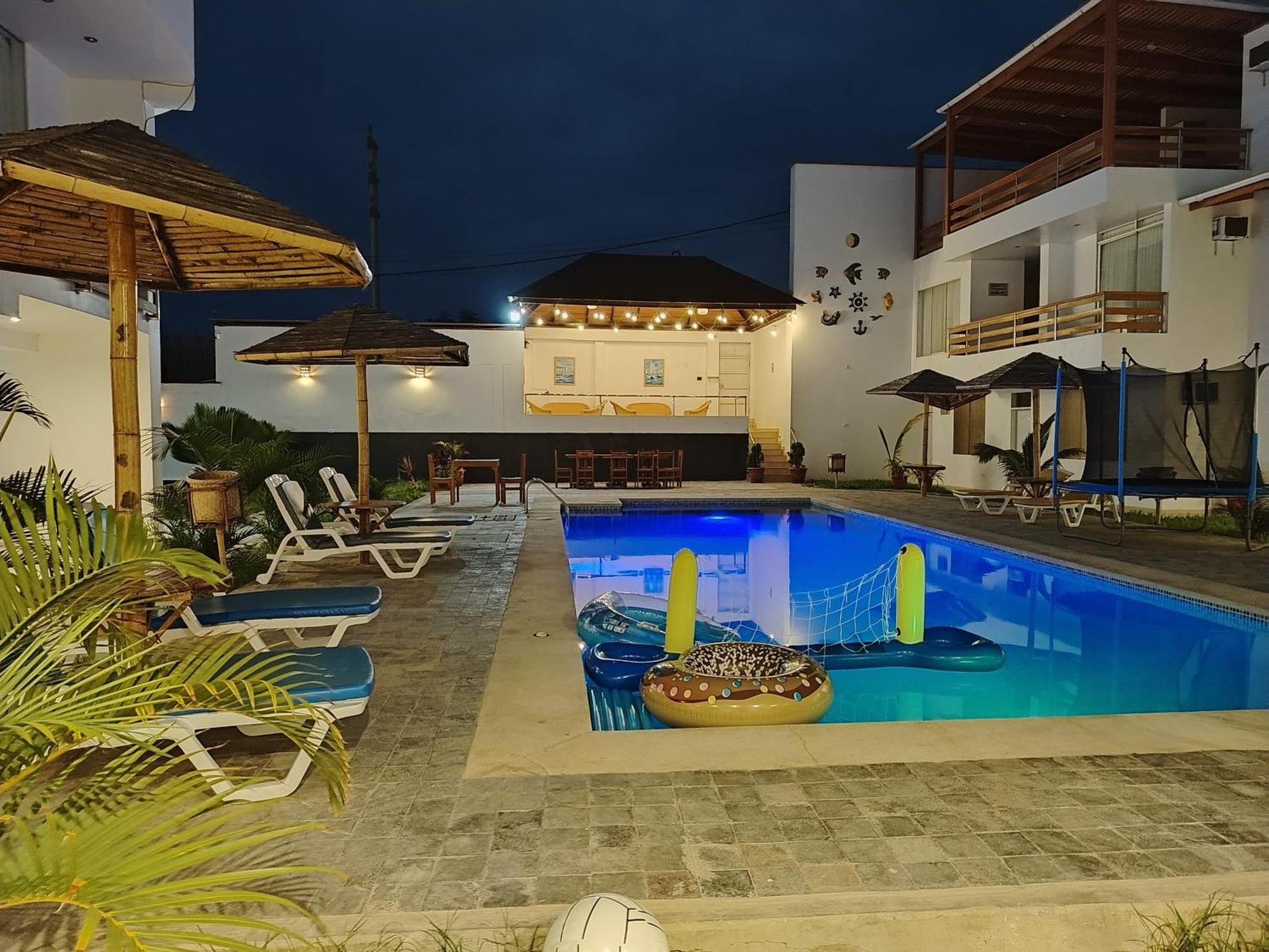 Prim Hotel Vichayito Zewnętrze zdjęcie
